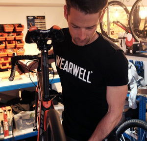 Team T-shirt Black | Men - Clubhouse Collection - T Shirt - Wearwell Cycle Company
